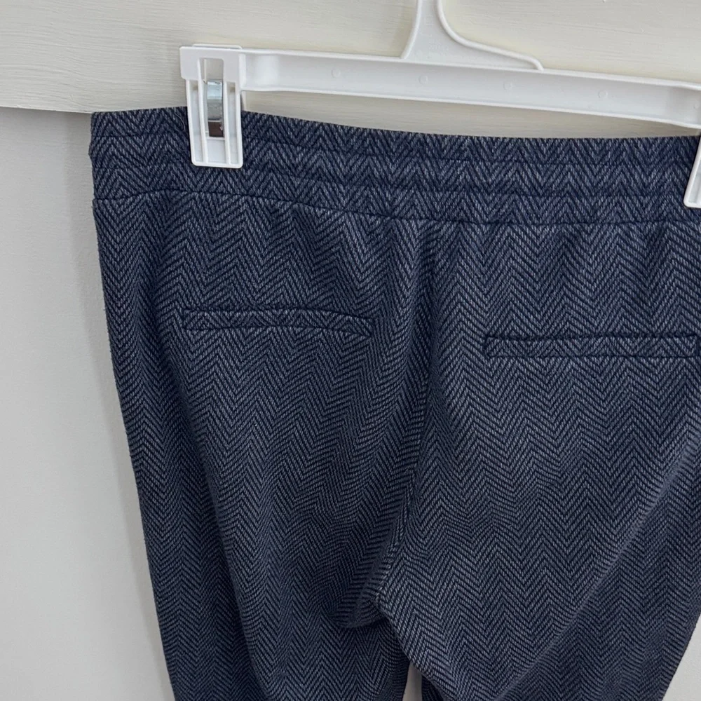 LOFT herringbone pull